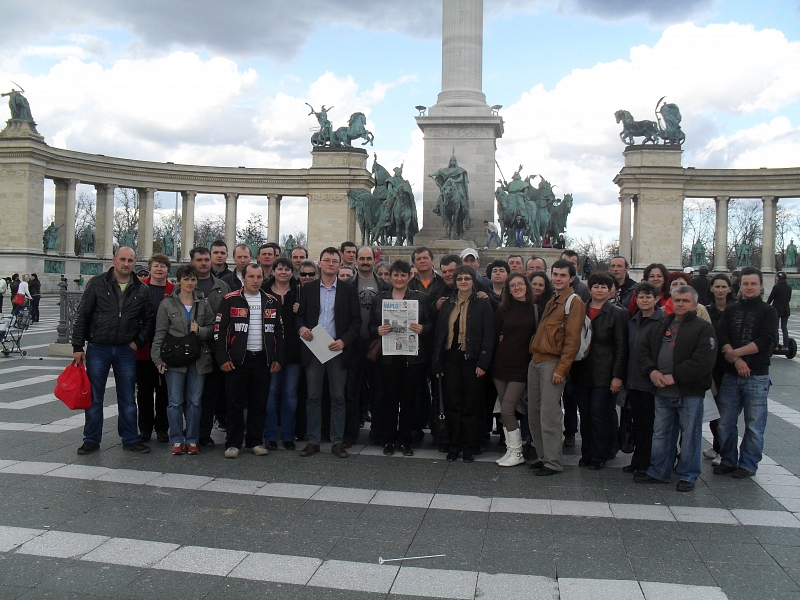 A Néppárt szervezésében Budapestre  kirándult egy ötvenfős érmelléki csoport