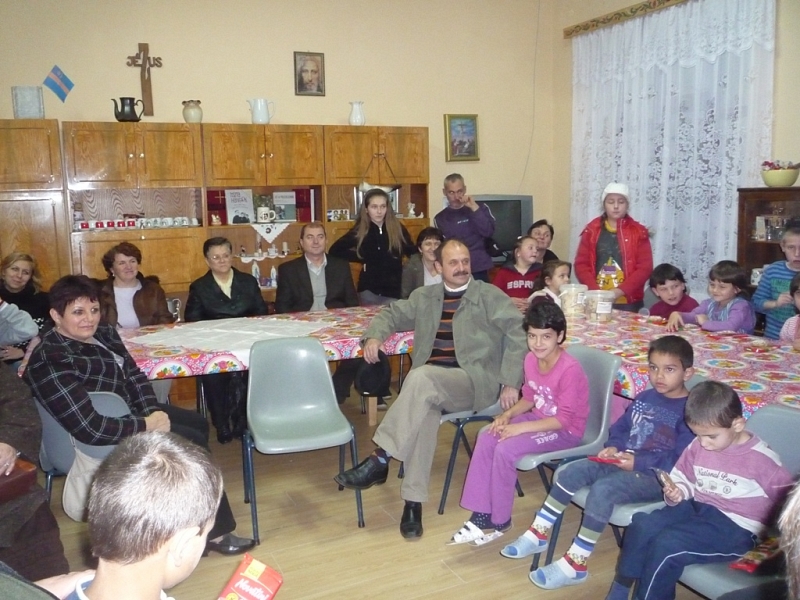 Adományokat gyűjtött a Néppárt a gálospetri gyermekotthon javára