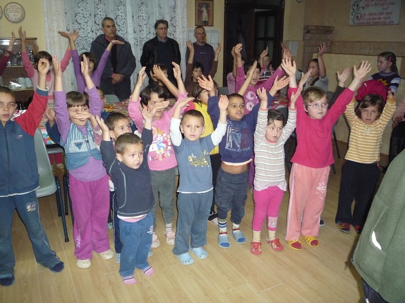 Adományokat gyűjtött a Néppárt a gálospetri gyermekotthon javára
