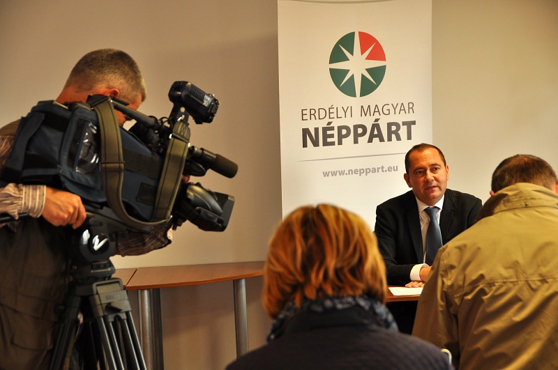 Aktuálpolitikai kérdésekről beszélt ma Szilágyi Zsolt, a Néppárt elnöke