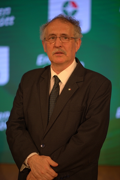 Toró T. Tibor, ügyvezető elnök
